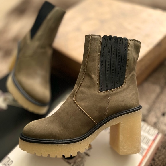 Free People James Chelsea Boots - Picture 8 of 10